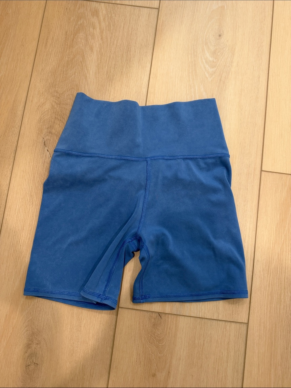 Vuori High-Waist Blue Women's Bike Shorts - Picture 2 of 3